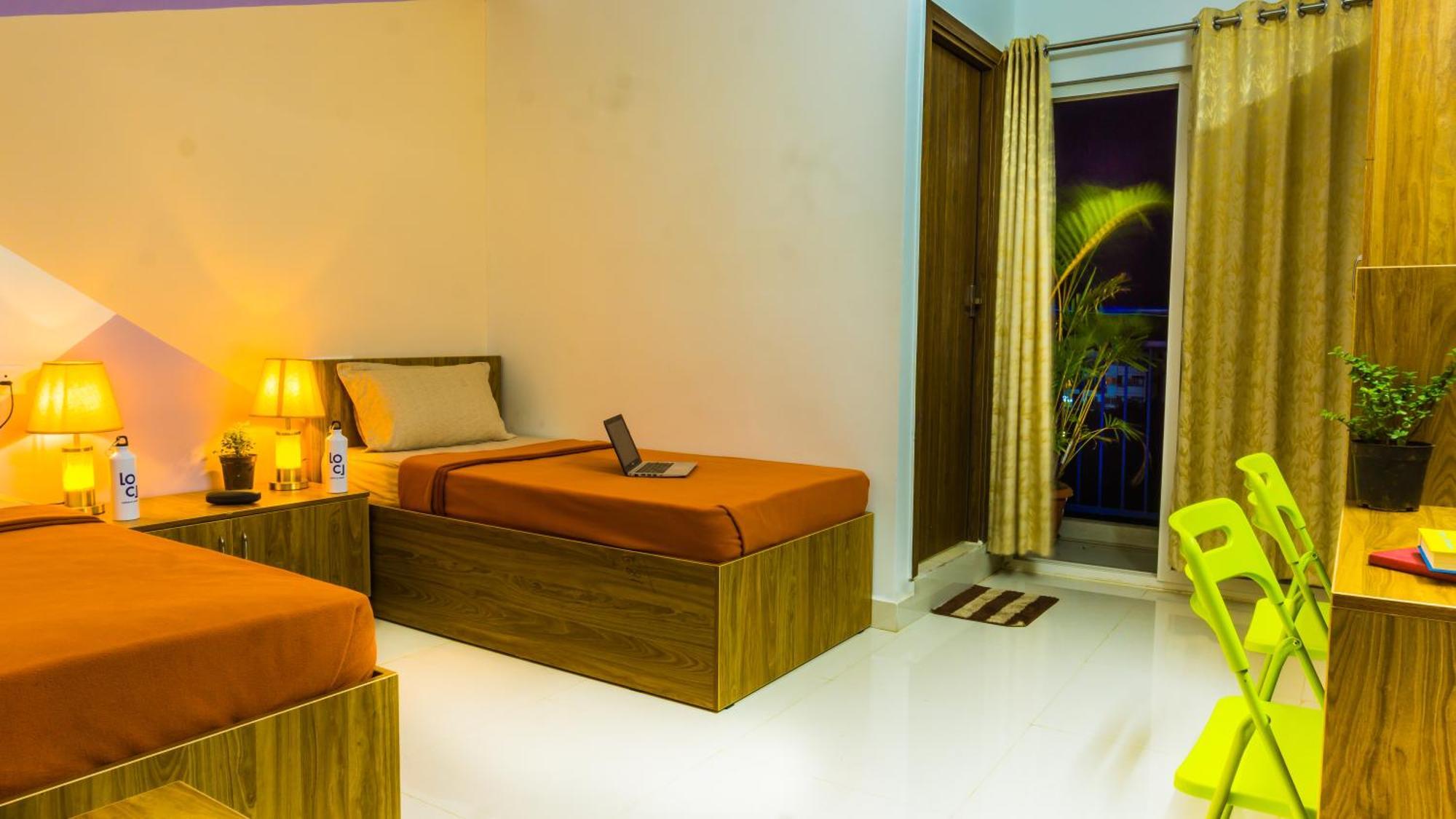 Local Colive Sarjapur Aparthotel Bangalore Buitenkant foto